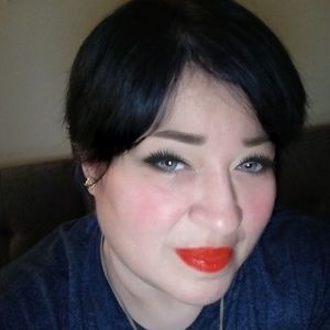 Meet your Posher, Nicky